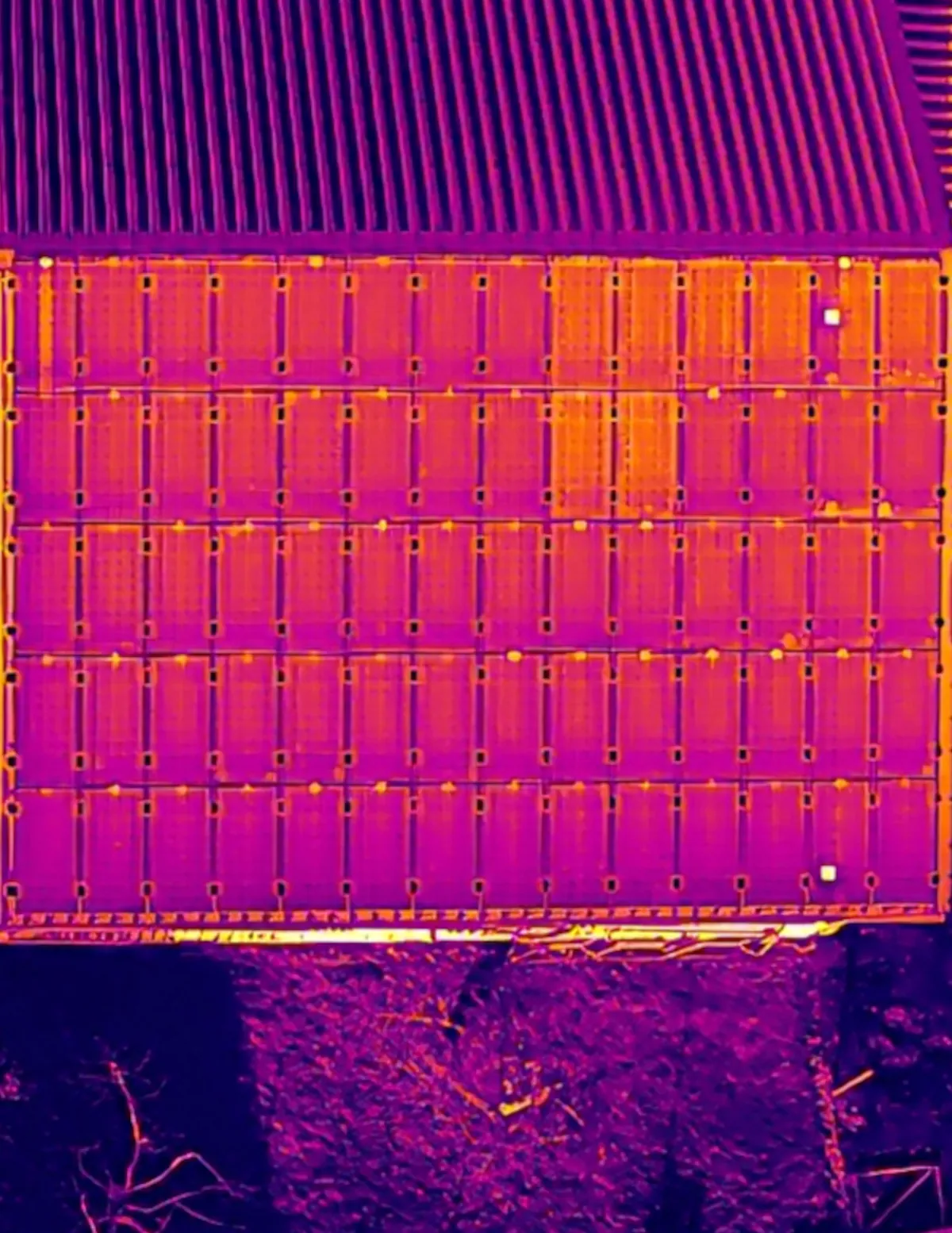 Home Thermografieaufnahme einer Photovoltaikanlage